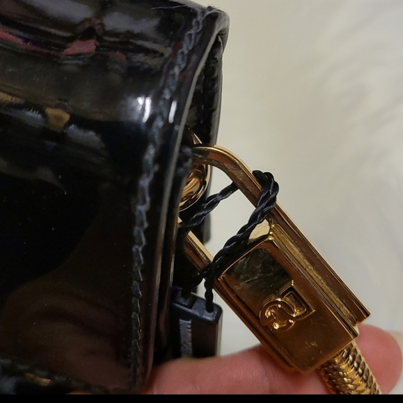 Reserves for my friend Dolce and Gabbana ms. Jolie - Picture 4 of 10